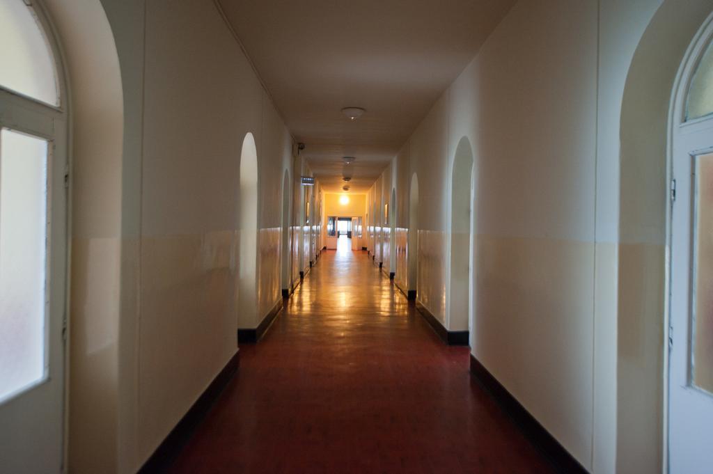 Mogyorodi Hostel Budapest Luaran gambar